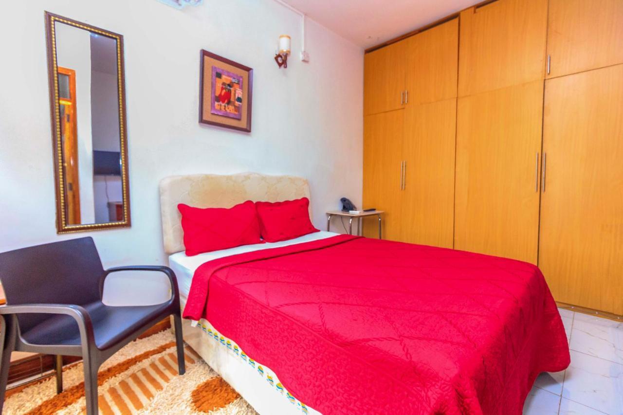 Frontiers Hotel Ентебе Екстериор снимка