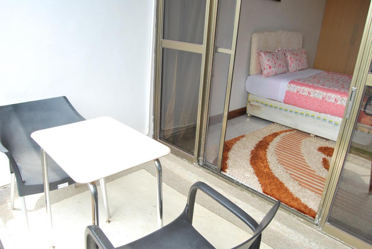 Frontiers Hotel Ентебе Екстериор снимка