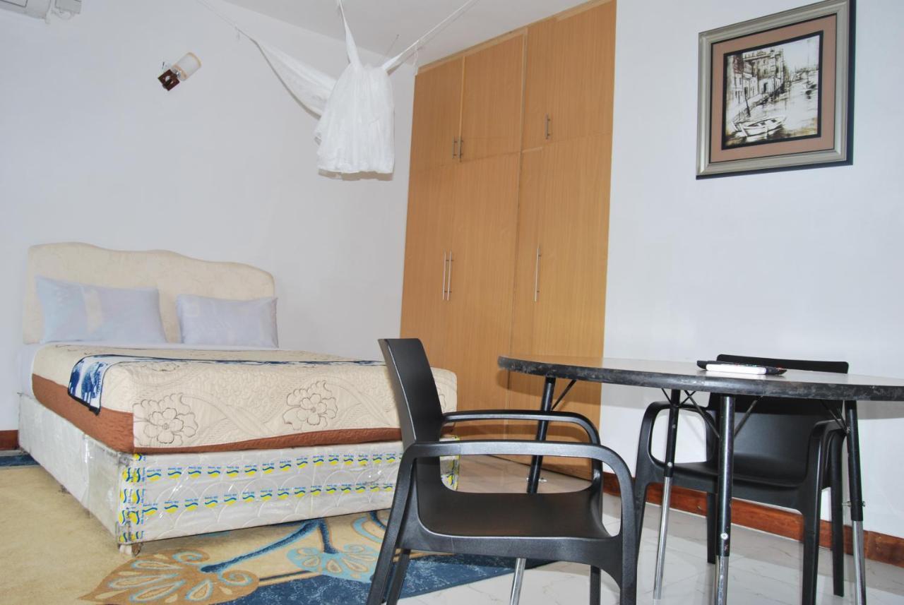 Frontiers Hotel Ентебе Екстериор снимка