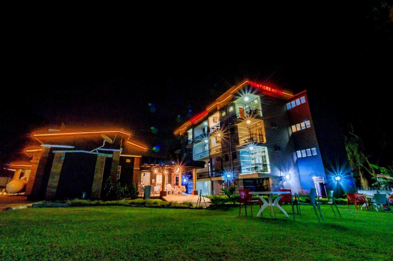 Frontiers Hotel Ентебе Екстериор снимка
