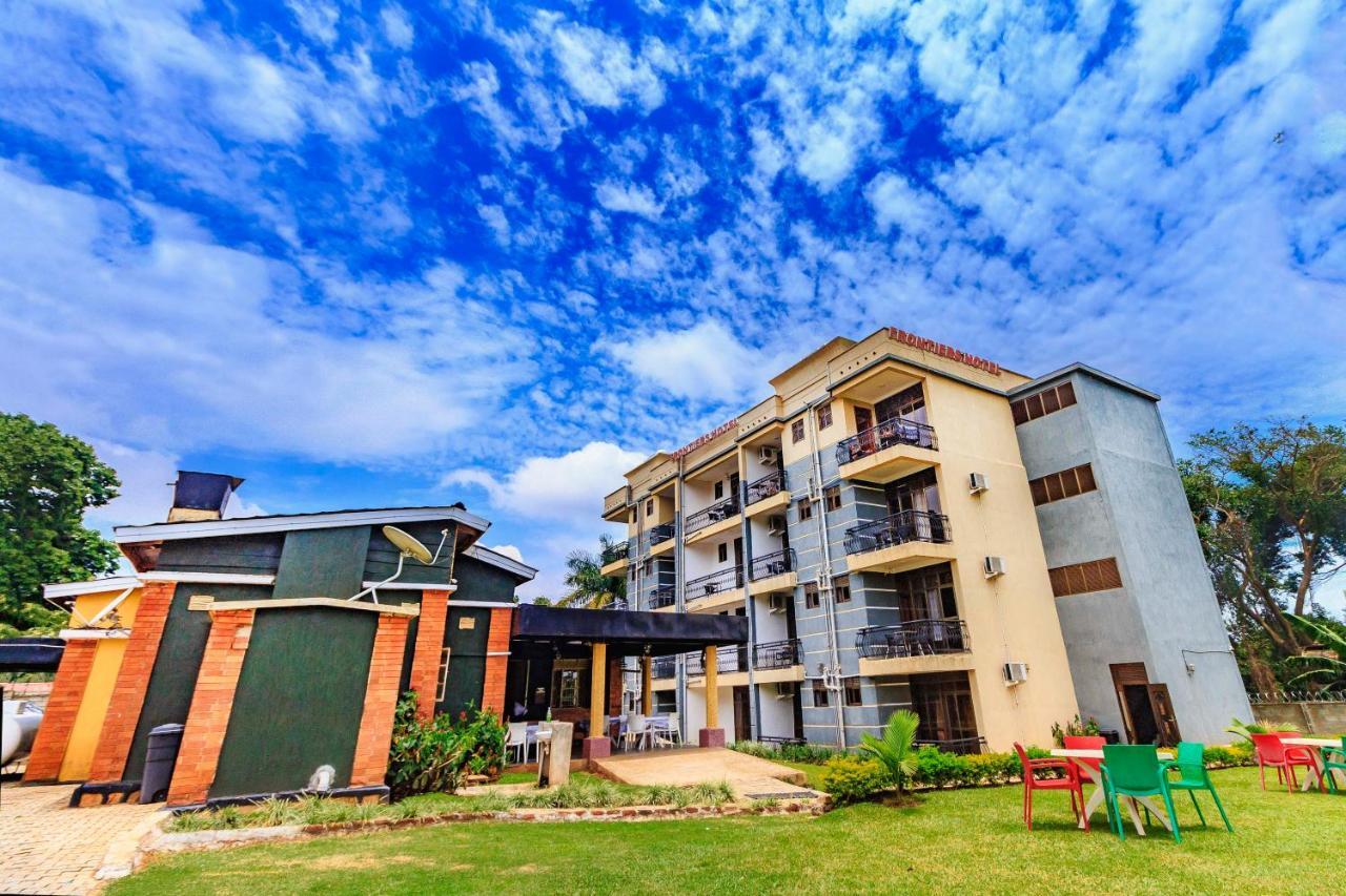 Frontiers Hotel Ентебе Екстериор снимка