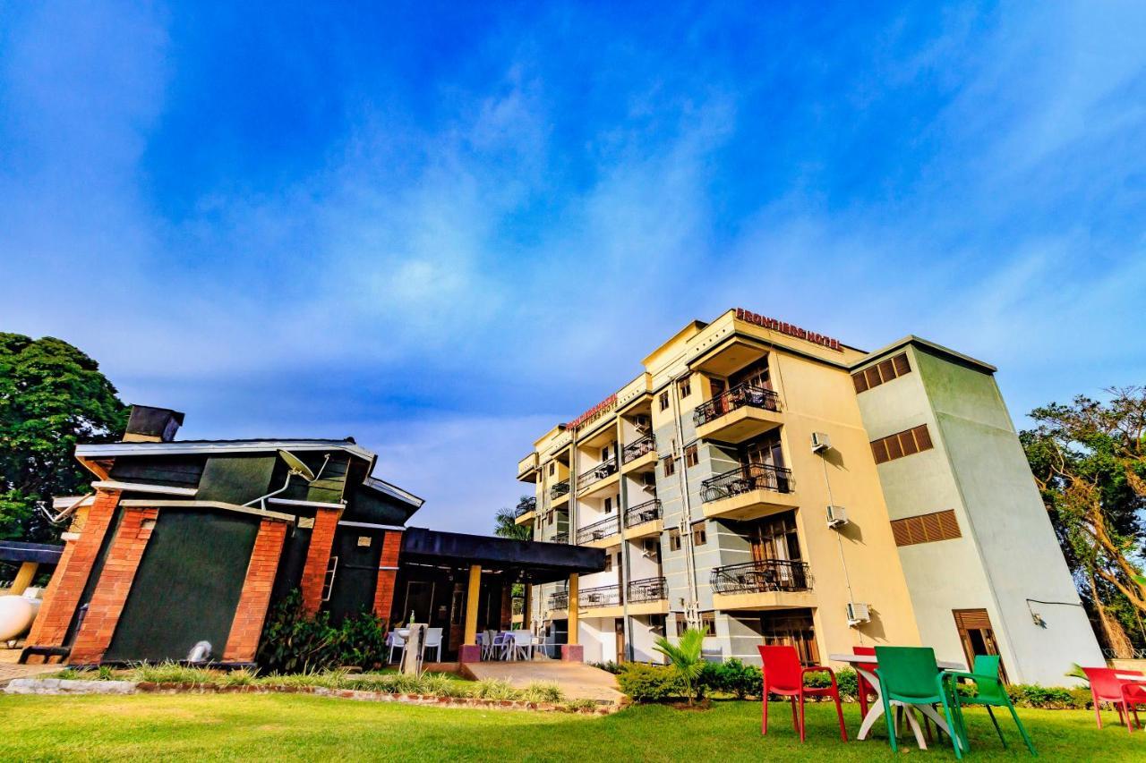 Frontiers Hotel Ентебе Екстериор снимка