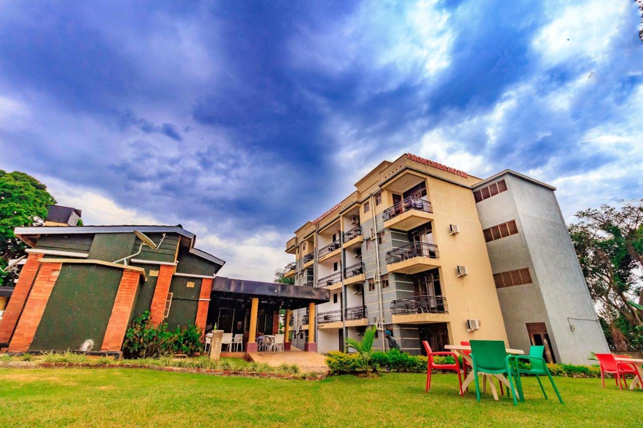 Frontiers Hotel Ентебе Екстериор снимка